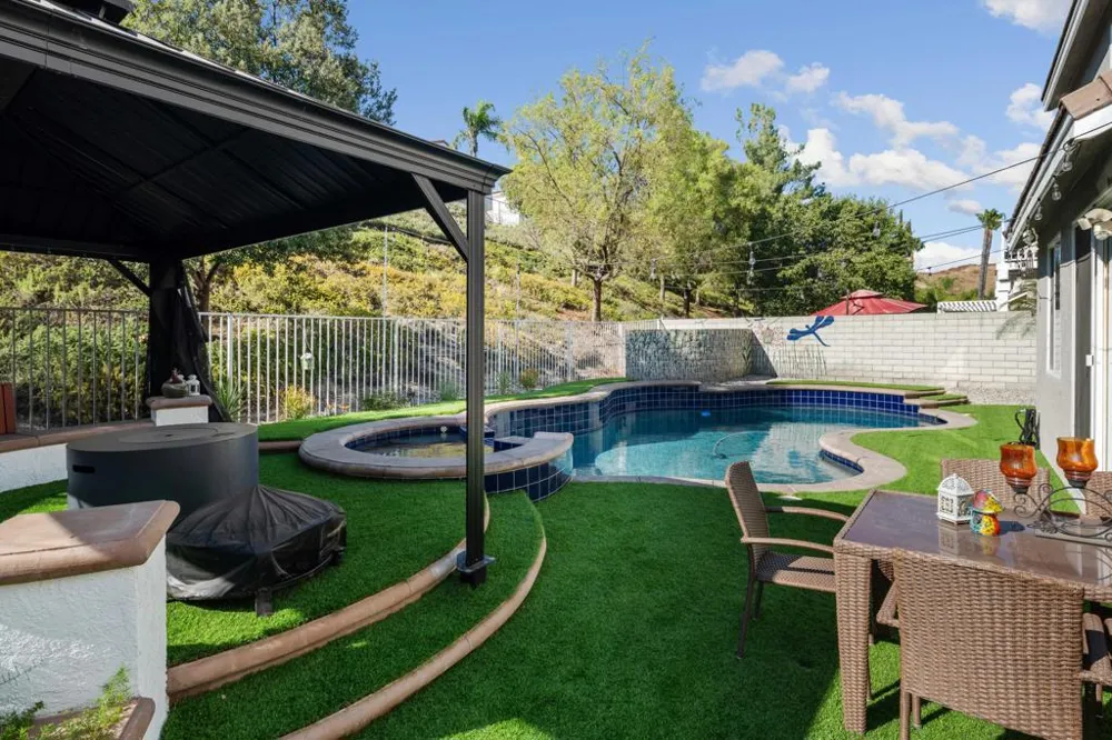 26089 Salinger Lane Stevenson Ranch, CA 91381