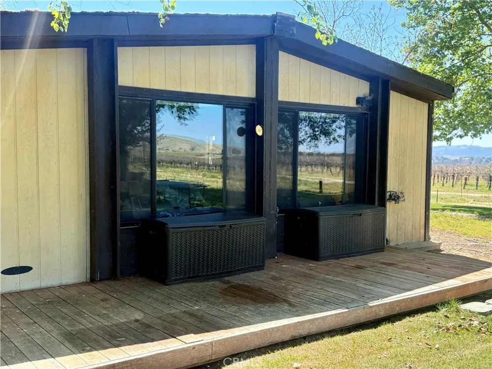 2980 Pleasant Rd San Miguel, CA 93451