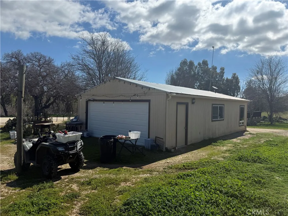 2980 Pleasant Rd San Miguel, CA 93451