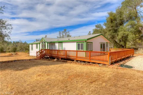 89 Crystal Pines