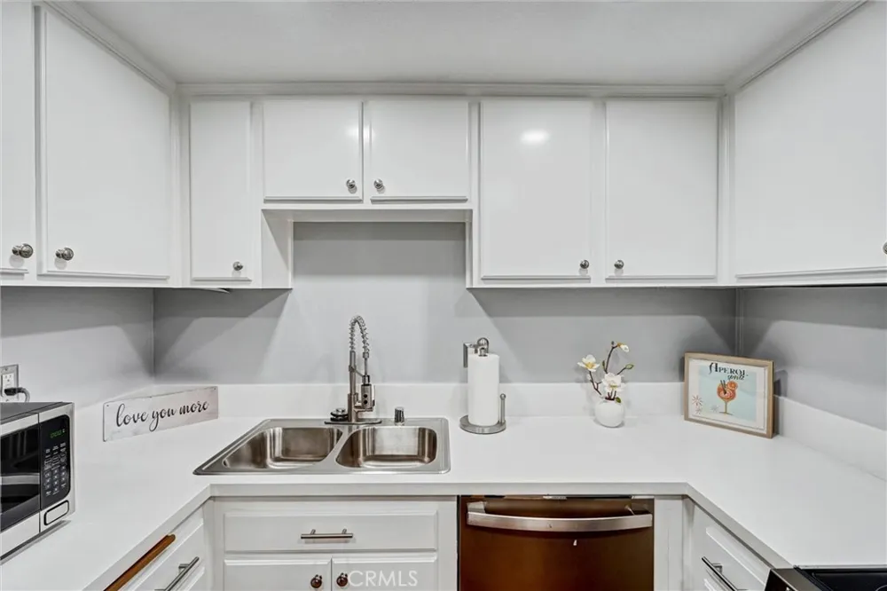 3010 Associated Road #133 Fullerton, CA 92835