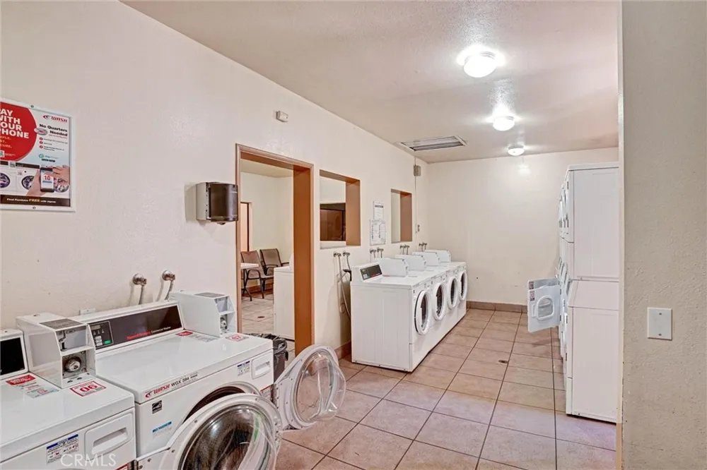 3010 Associated Road #133 Fullerton, CA 92835