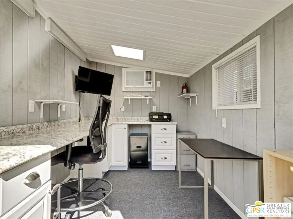 6333 Timothy Avenue Twentynine Palms, CA 92277