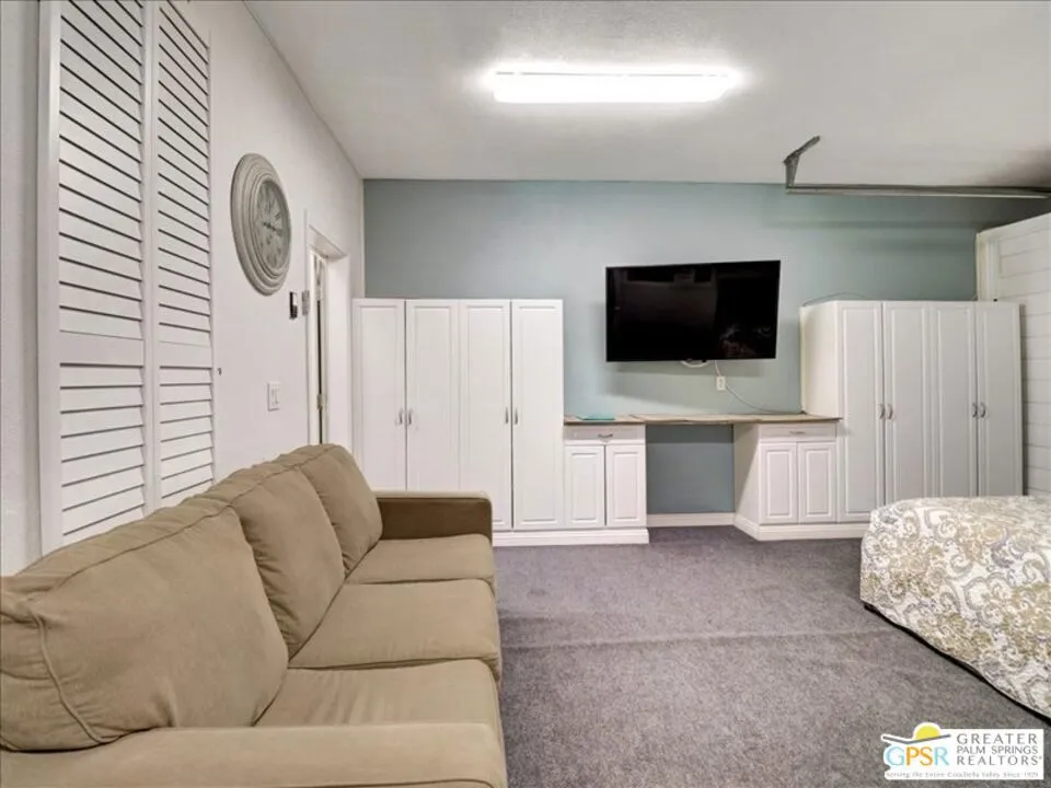 6333 Timothy Avenue Twentynine Palms, CA 92277