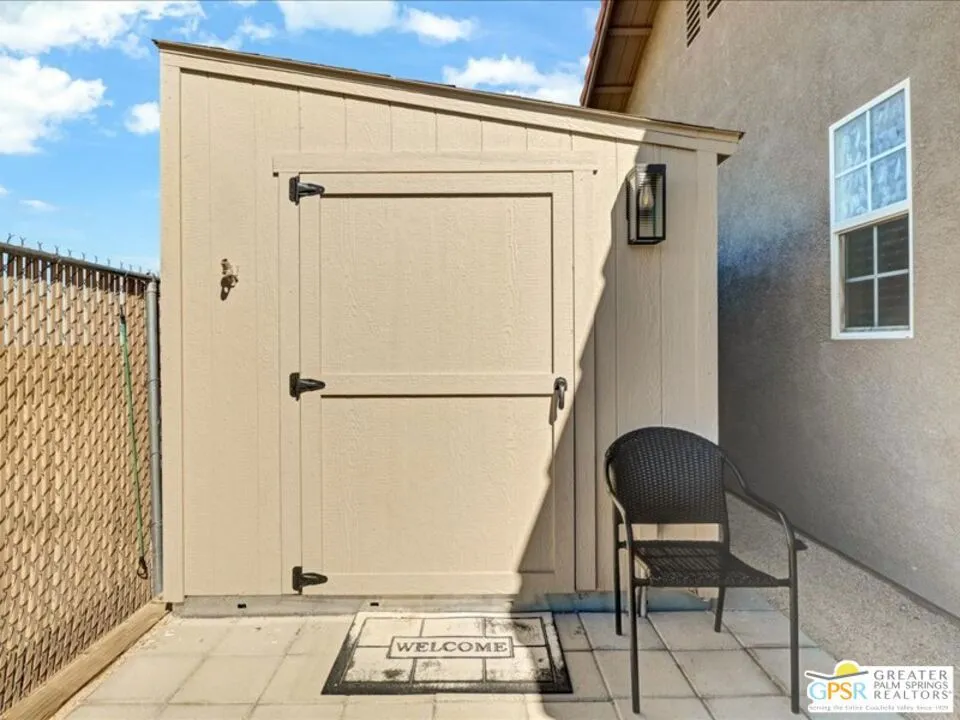 6333 Timothy Avenue Twentynine Palms, CA 92277