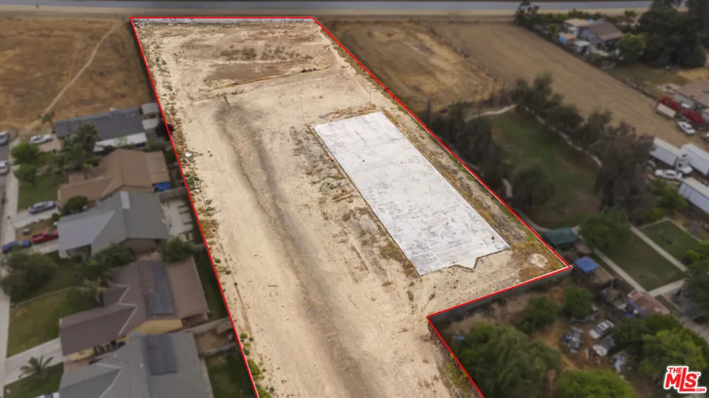 10111 Habecker Road Lamont, CA 93241
