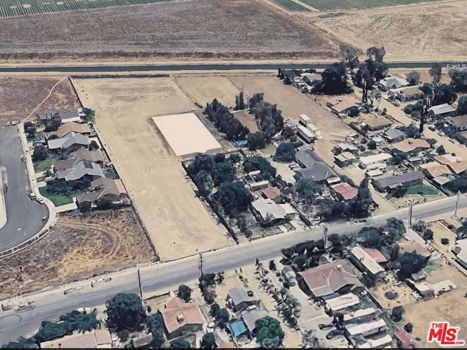 10111 Habecker Road Lamont, CA 93241