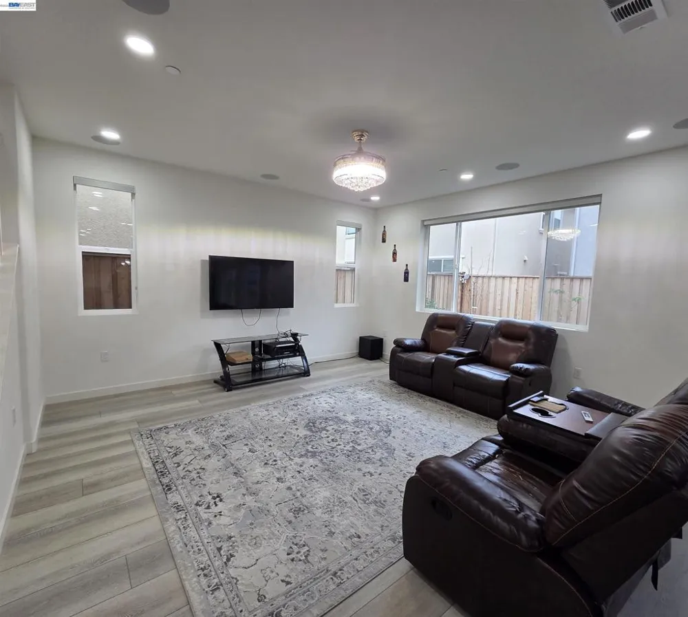 5390 Shenandoah Valley Ln Antioch, CA 94531