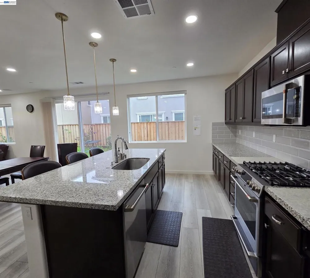 5390 Shenandoah Valley Ln Antioch, CA 94531