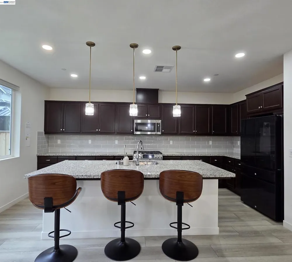 5390 Shenandoah Valley Ln Antioch, CA 94531