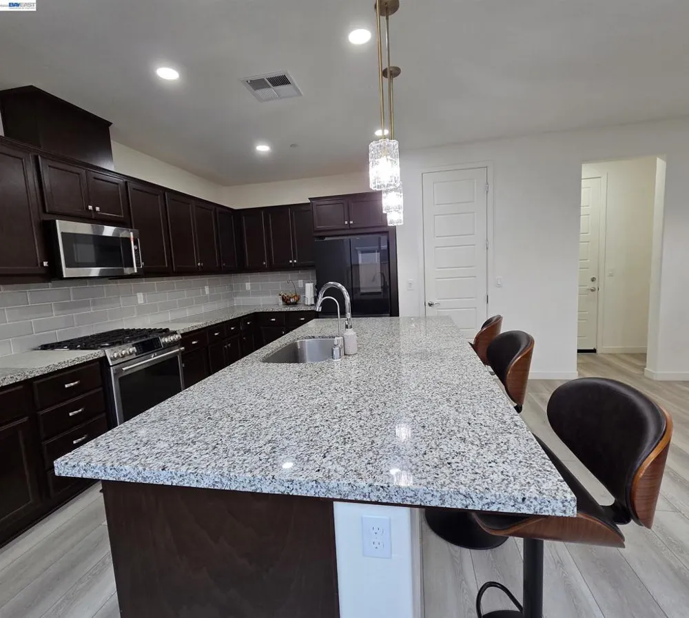 5390 Shenandoah Valley Ln Antioch, CA 94531