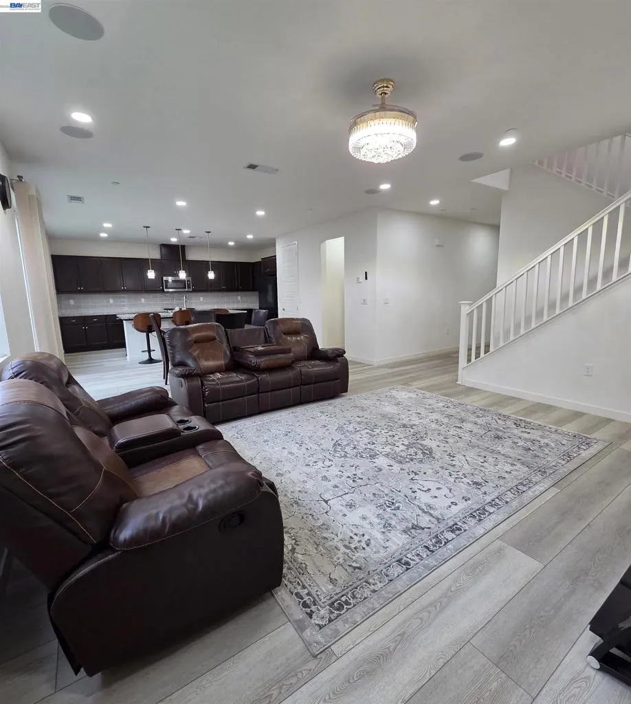 5390 Shenandoah Valley Ln Antioch, CA 94531