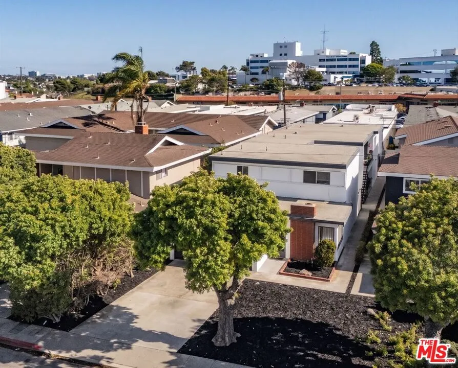1304 Amethyst Street Redondo Beach, CA 90277