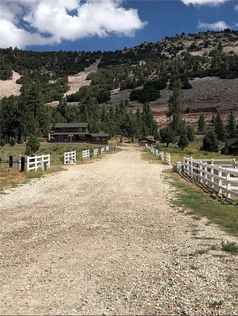 1137 Live Oak Big Bear, CA 92314