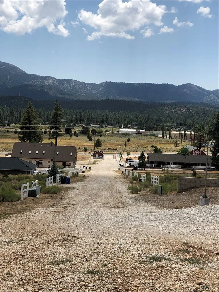 1137 Live Oak Big Bear, CA 92314
