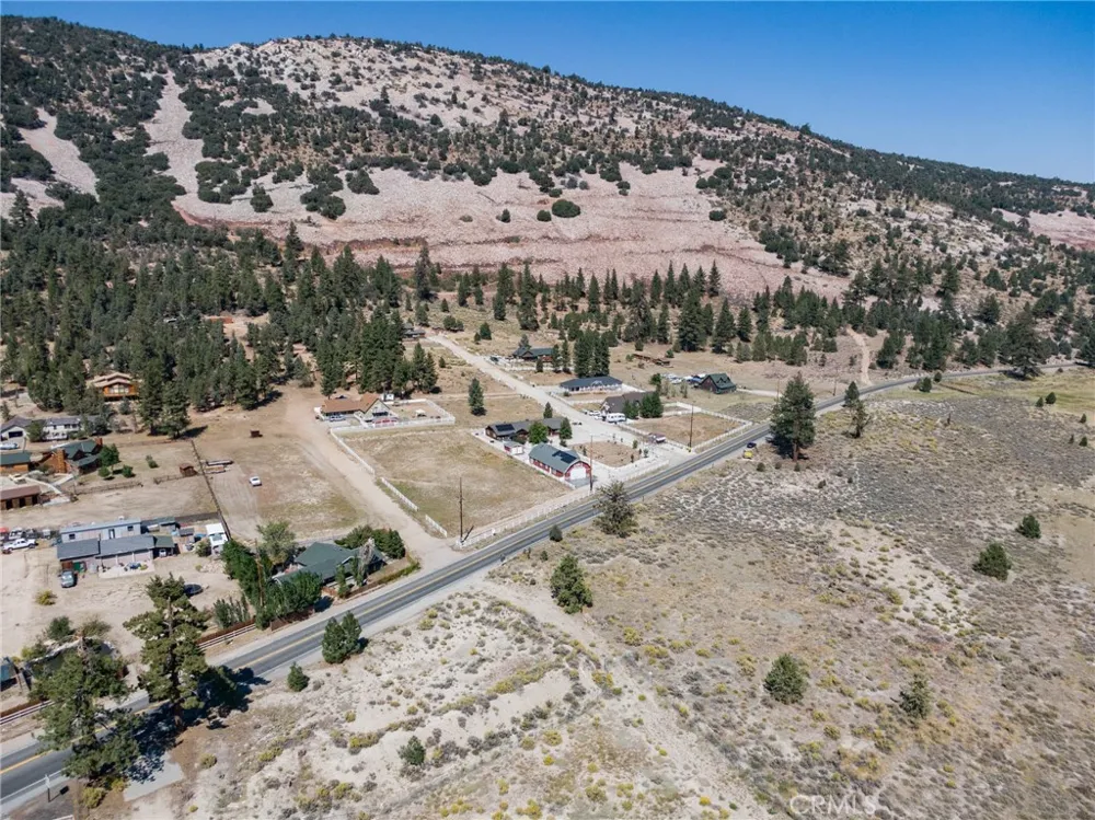 1137 Live Oak Big Bear, CA 92314