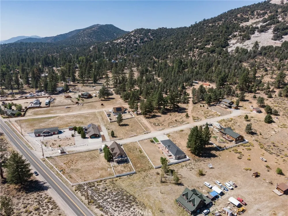 1137 Live Oak Big Bear, CA 92314