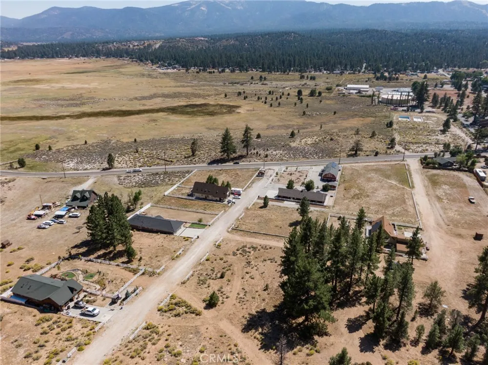 1137 Live Oak Big Bear, CA 92314