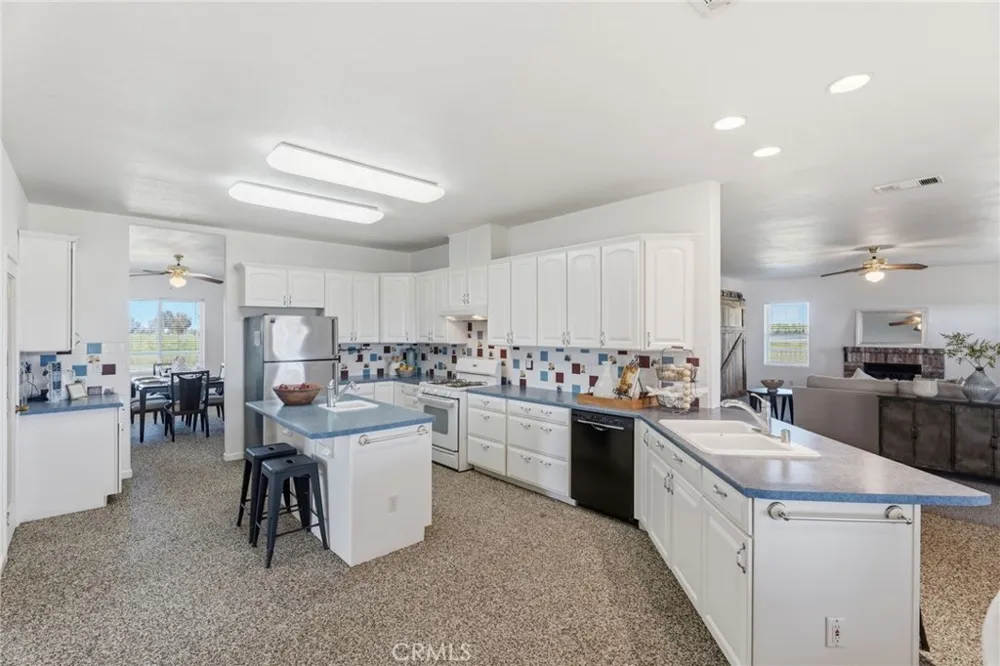 22581 Road 20 Chowchilla, CA 93610