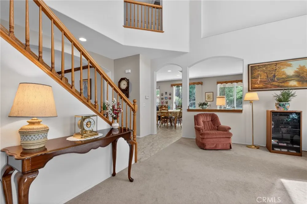 21012 Oakriver Newhall, CA 91321