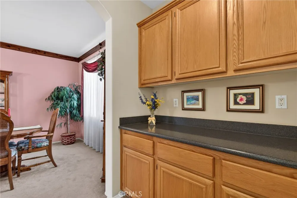 21012 Oakriver Newhall, CA 91321