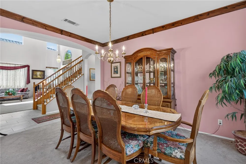 21012 Oakriver Newhall, CA 91321