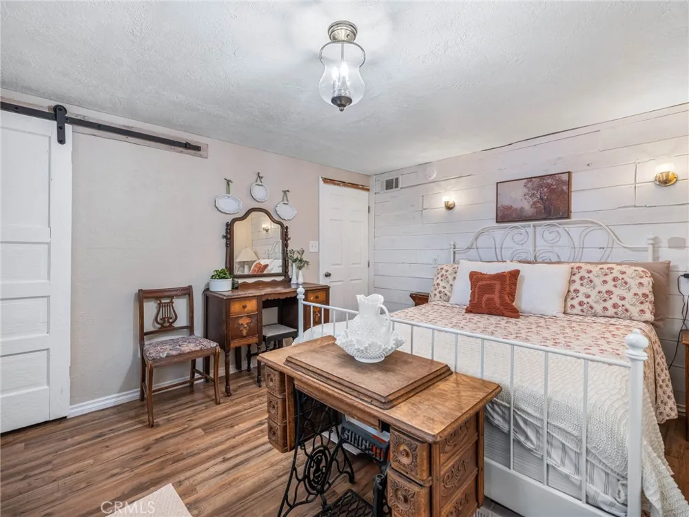 1147 Twin Lakes Wrightwood, CA 92397