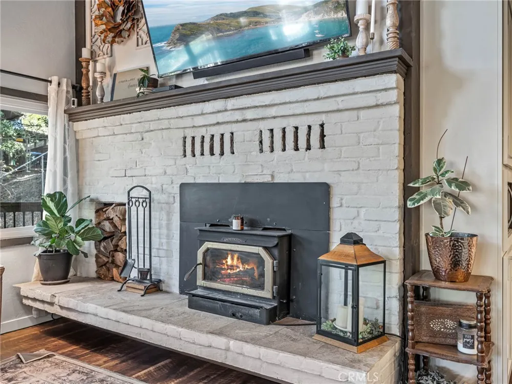 1147 Twin Lakes Wrightwood, CA 92397