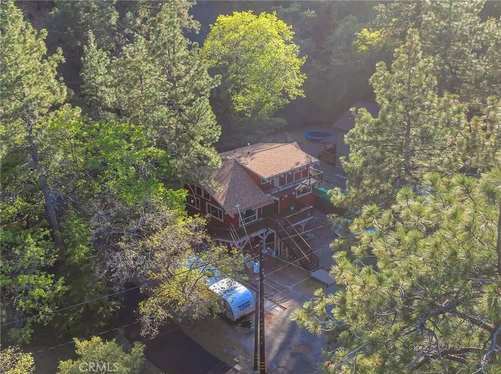 1147 Twin Lakes Wrightwood, CA 92397