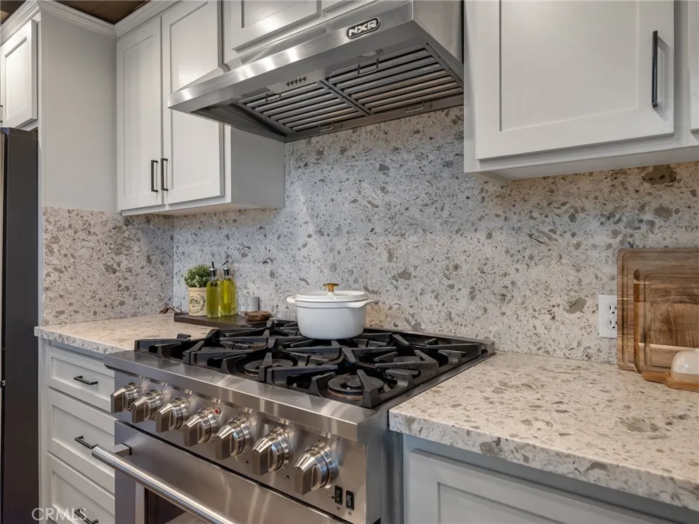 1147 Twin Lakes Wrightwood, CA 92397