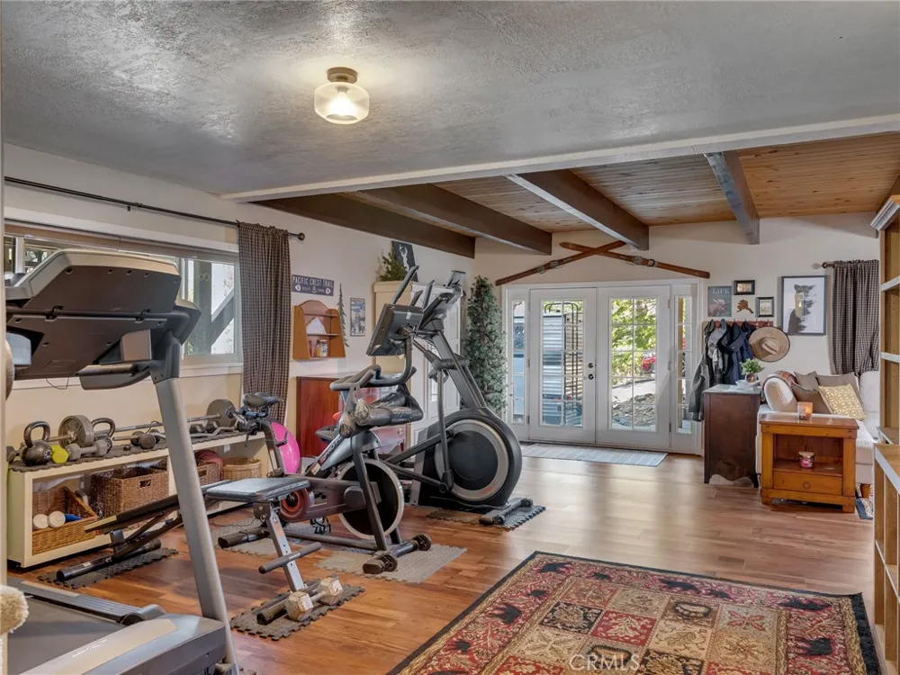 1147 Twin Lakes Wrightwood, CA 92397