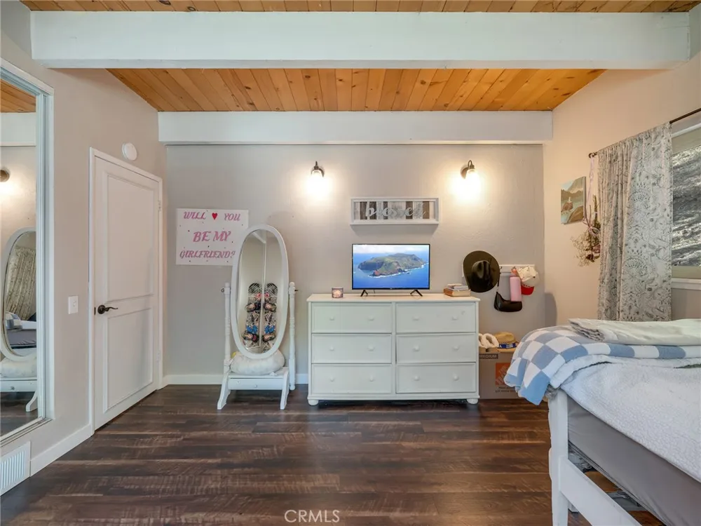 1147 Twin Lakes Wrightwood, CA 92397