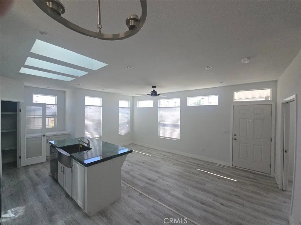 432 S Harbor Boulevard #1010 Santa Ana, CA 92704