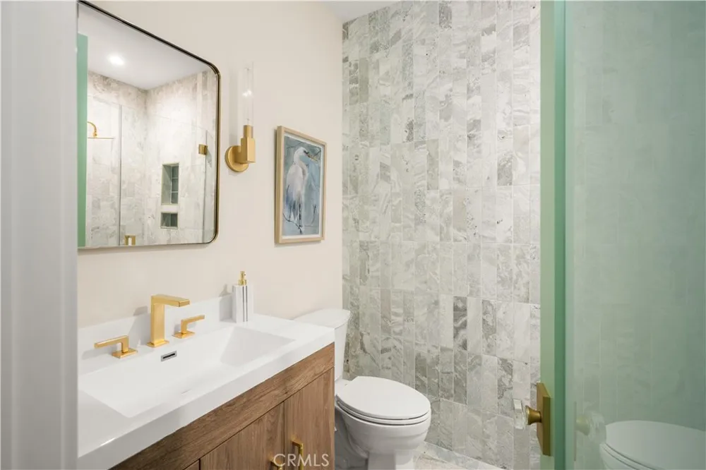 114 2nd Seal Beach, CA 90740