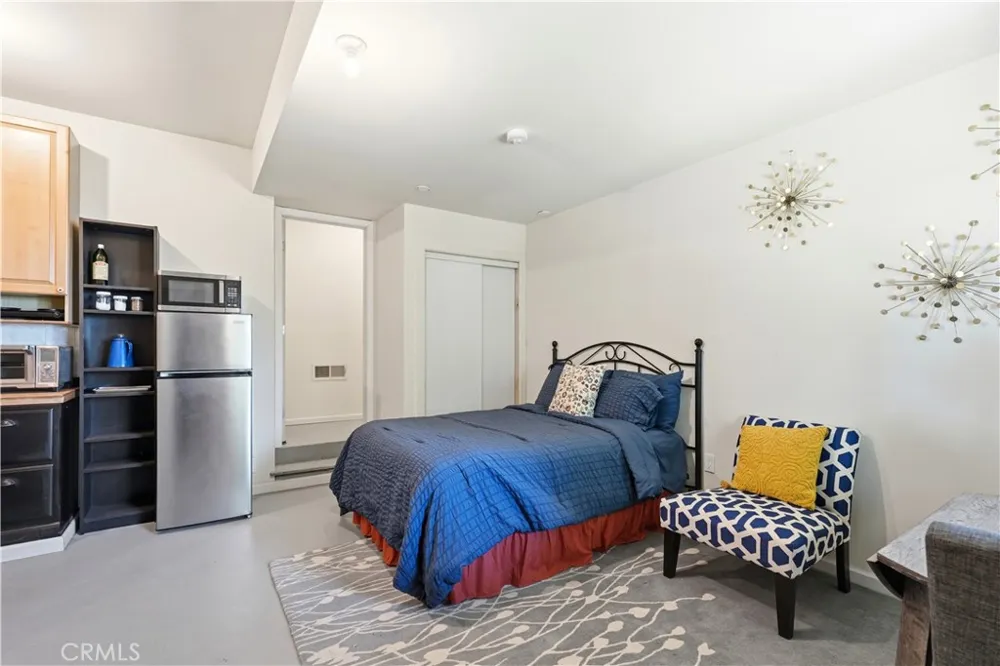 21425 Sawpit Canyon Road Cedarpines Park, CA 92322