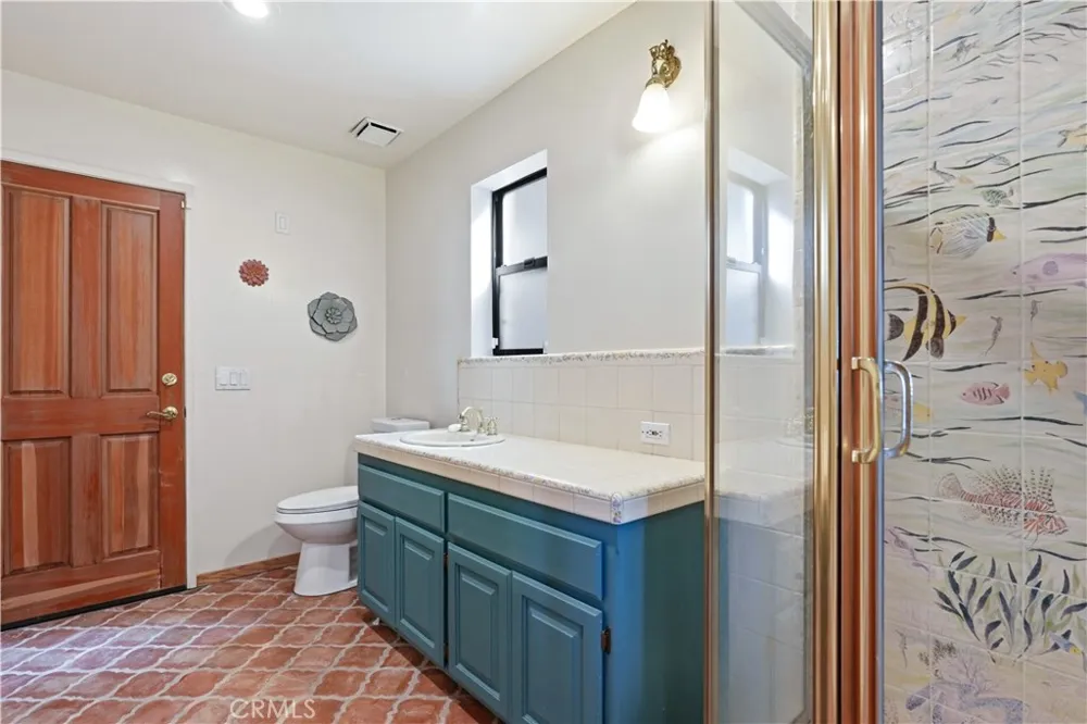 21425 Sawpit Canyon Road Cedarpines Park, CA 92322