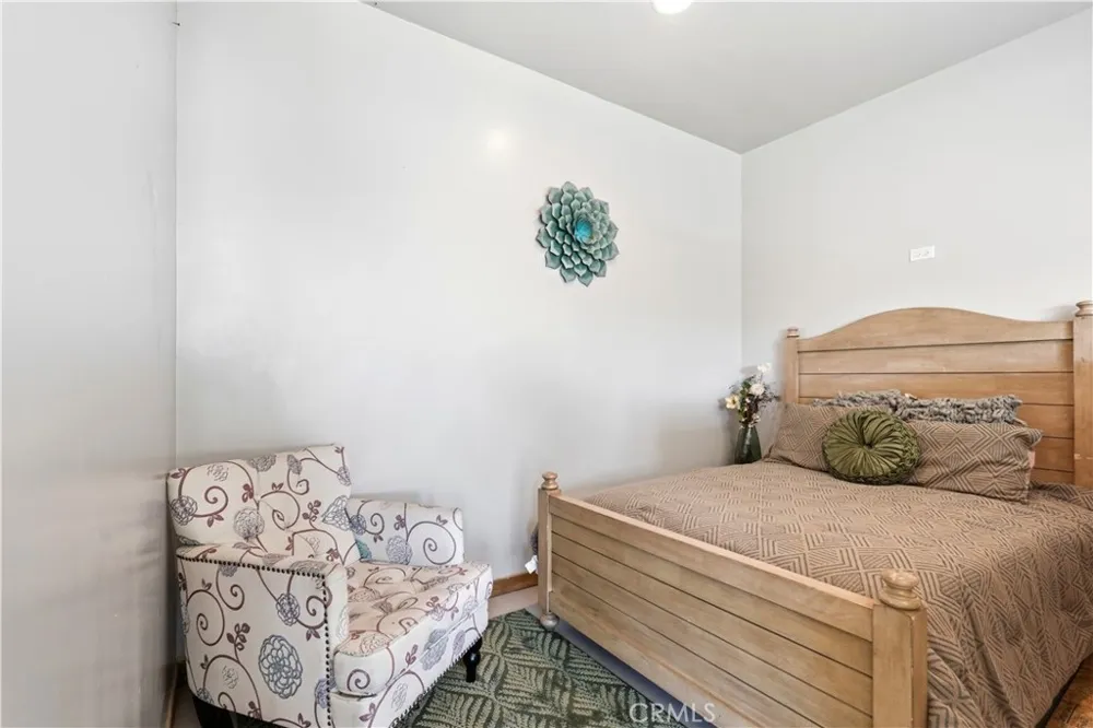 21425 Sawpit Canyon Road Cedarpines Park, CA 92322