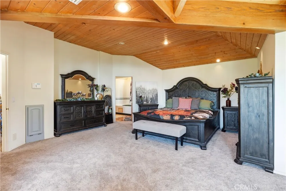 21425 Sawpit Canyon Road Cedarpines Park, CA 92322