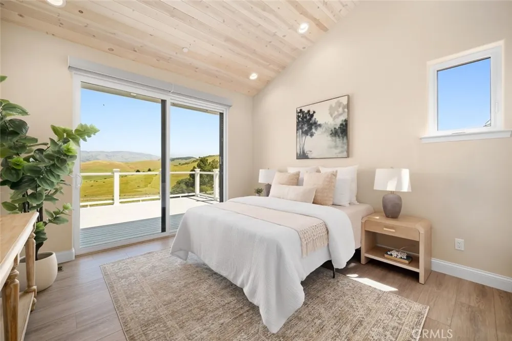 2786 Eton Road Cambria, CA 93428