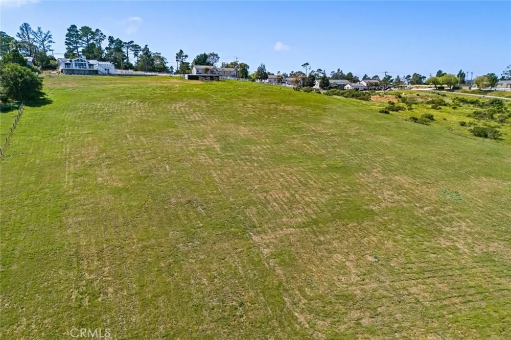 2786 Eton Road Cambria, CA 93428