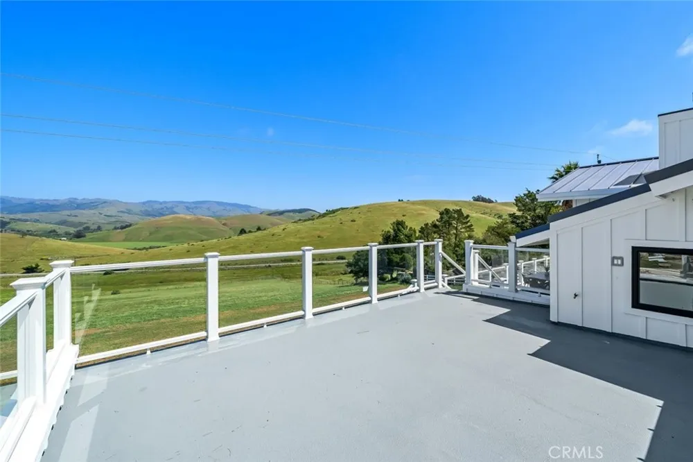2786 Eton Road Cambria, CA 93428