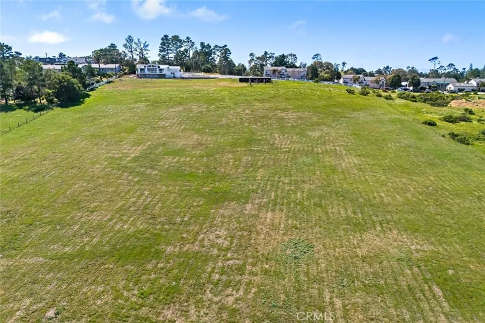 2786 Eton Road Cambria, CA 93428