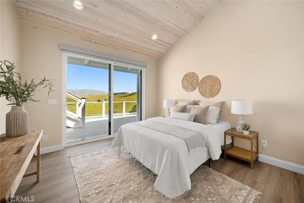 2786 Eton Road Cambria, CA 93428