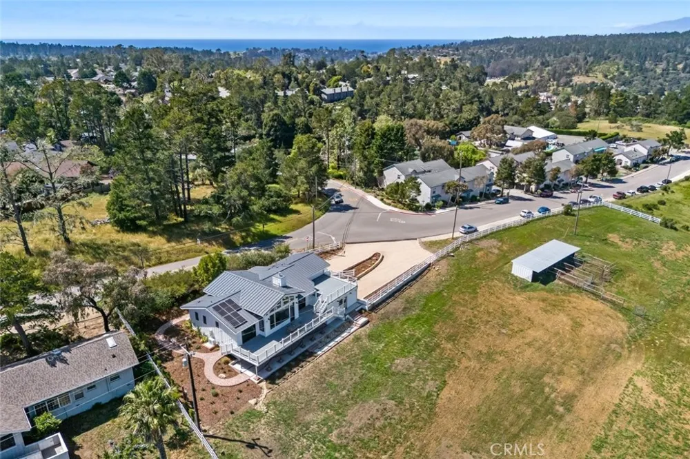 2786 Eton Road Cambria, CA 93428