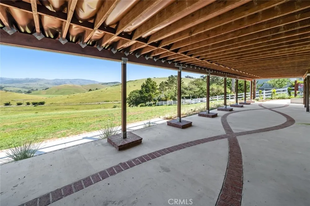 2786 Eton Road Cambria, CA 93428