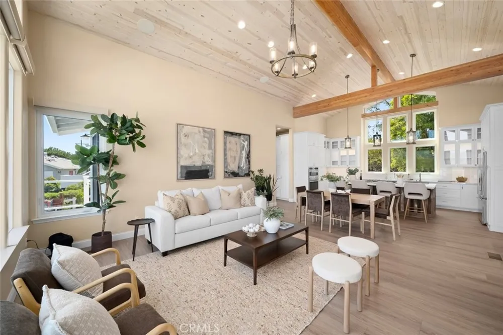 2786 Eton Road Cambria, CA 93428