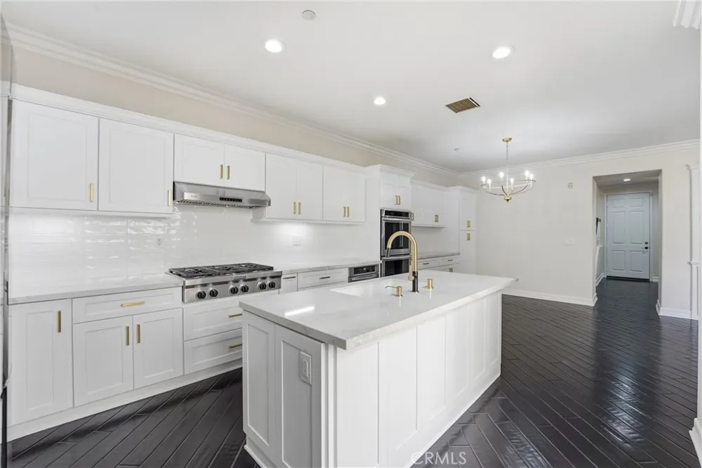 5 Azara Ladera Ranch, CA 92694