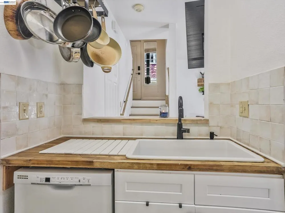 88 Manchester Drive Fairfield, CA 94533