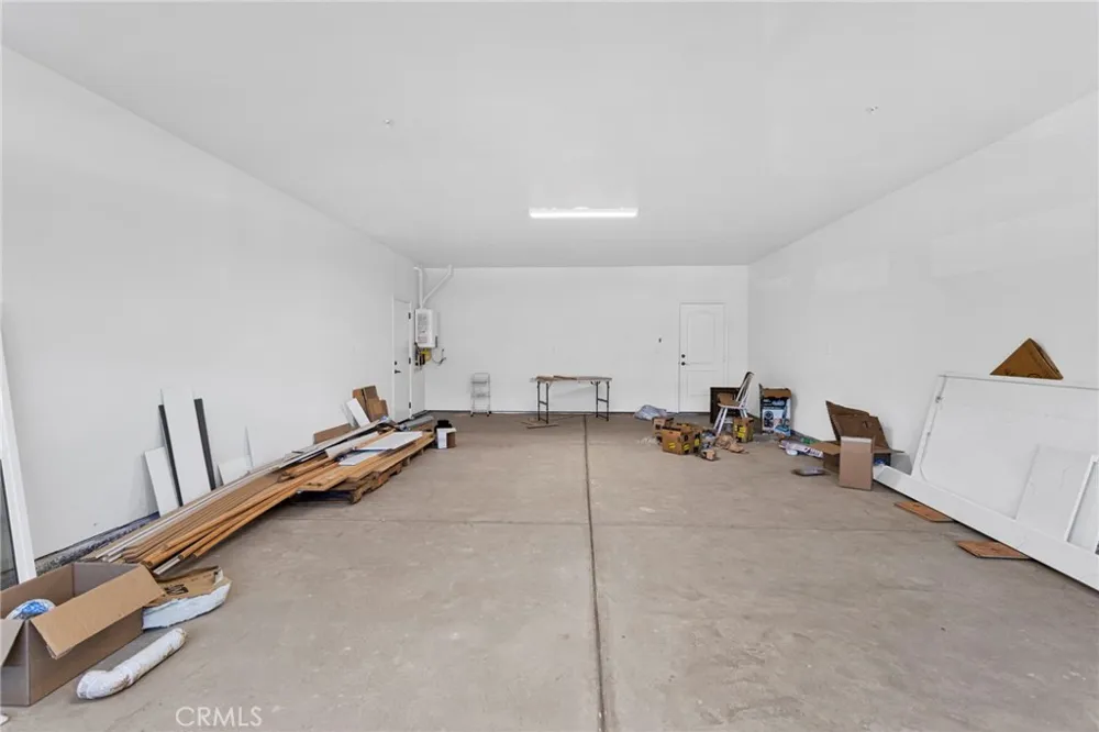 8534 Stockton Avenue Hesperia, CA 92344