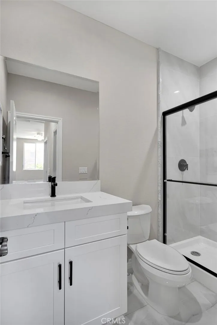 8534 Stockton Avenue Hesperia, CA 92344